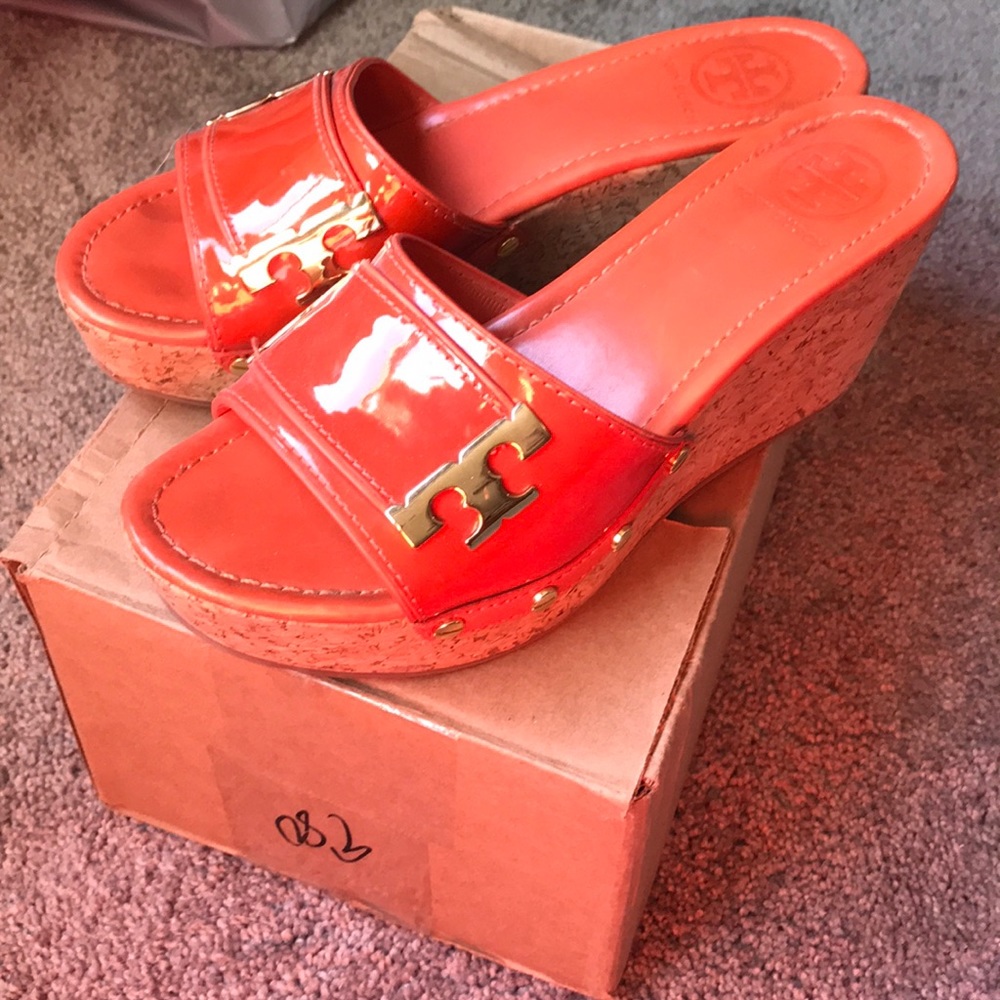 NWOT Tory Burch sandals
